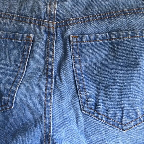 High waisted jean shorts - Picture 4 of 4